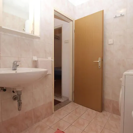 Appartement Mladen 1588