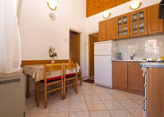 Mladen 1588 Apartman