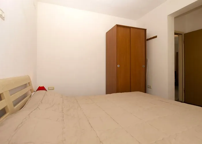 Mladen 1588 Apartman *